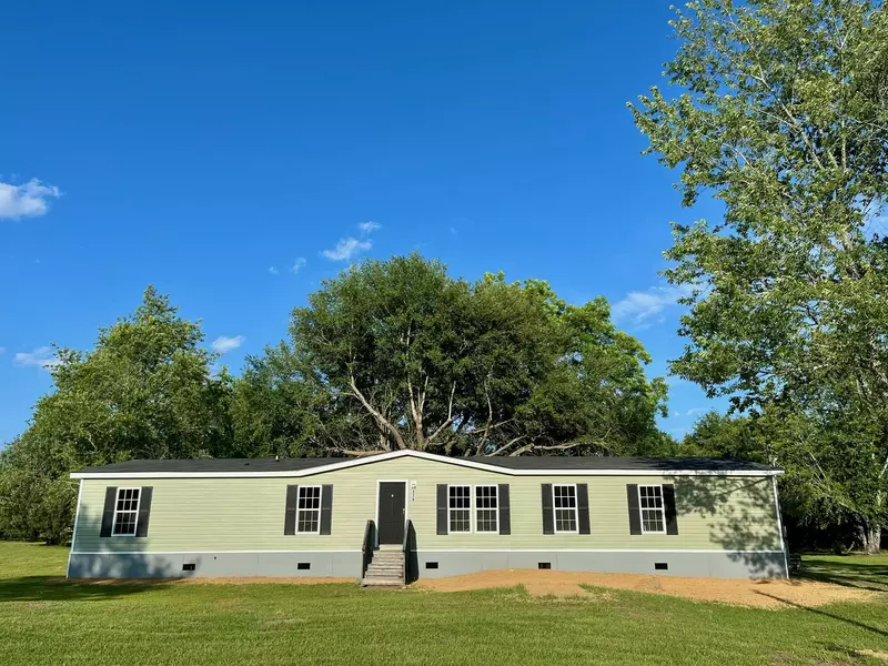 179 Sabrina Ln, Eutawville, SC 29048