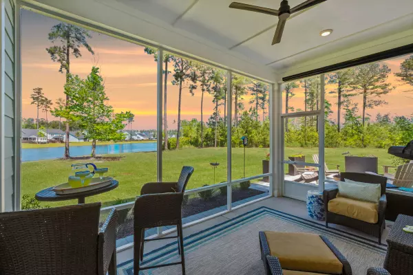 Summerville, SC 29486,393 Tupelo Lake Dr