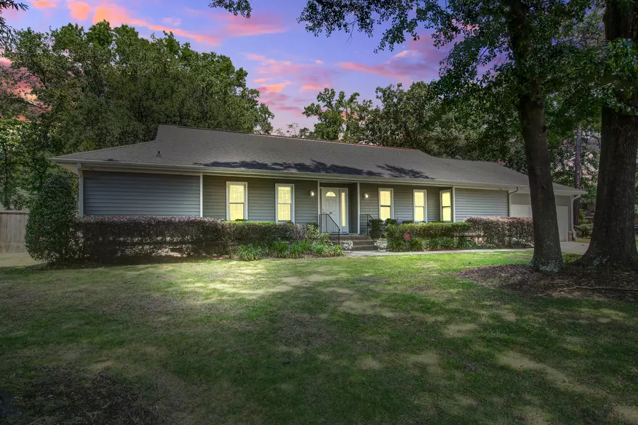 19 Milano Ct, Hanahan, SC 29410
