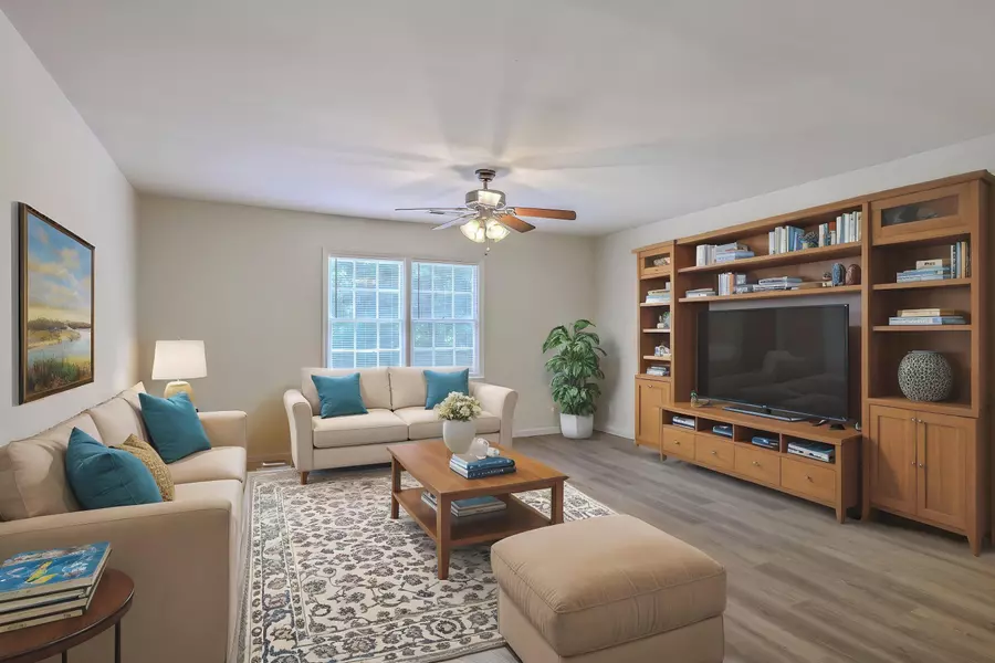 2150 Spoleto Ln #H2, North Charleston, SC 29406