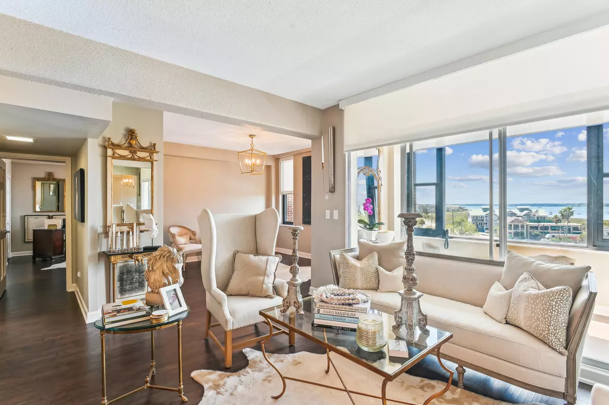 Charleston, SC 29401,14 Lockwood Dr #4c