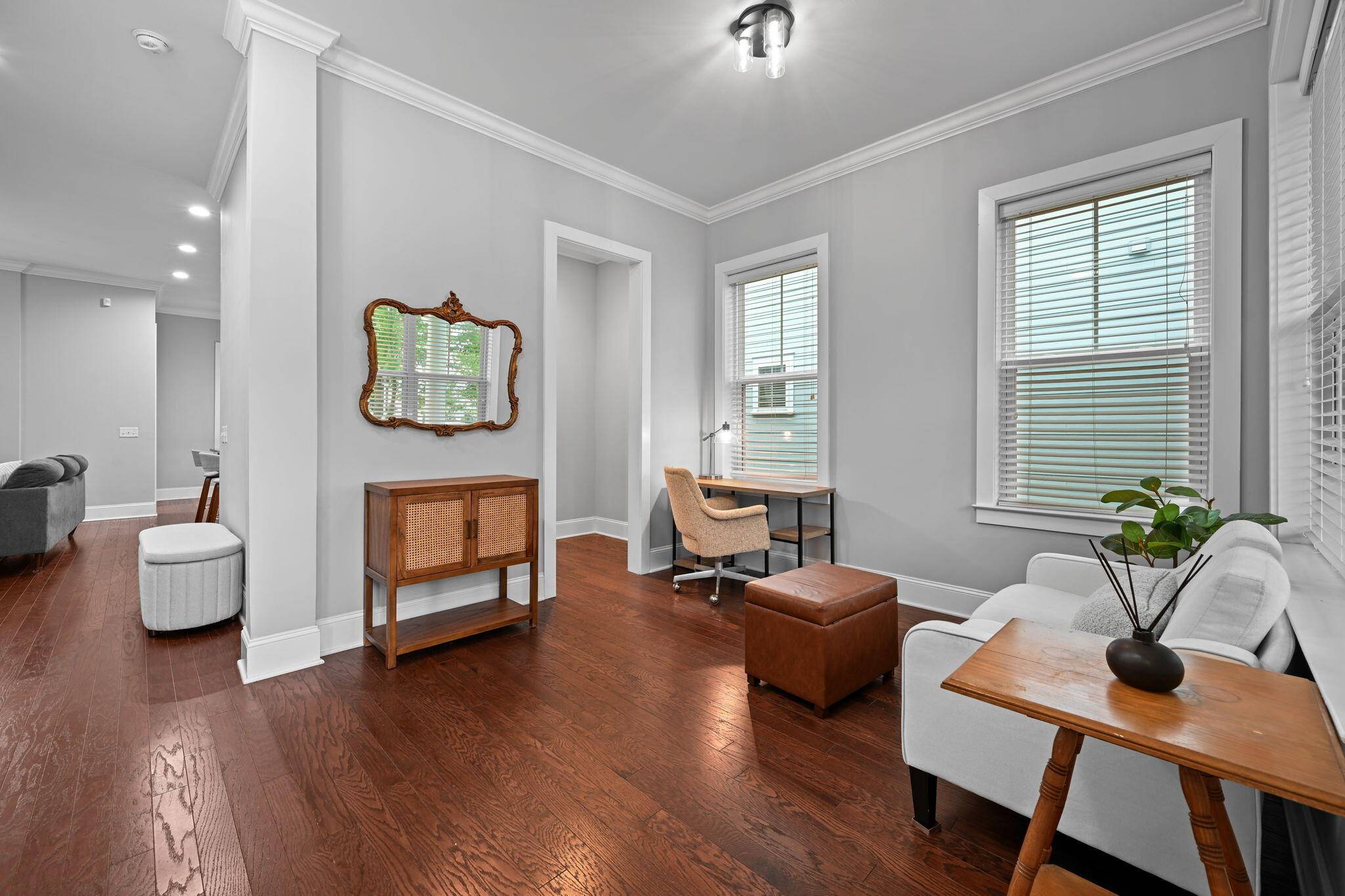Summerville, SC 29486,410 Eliston St