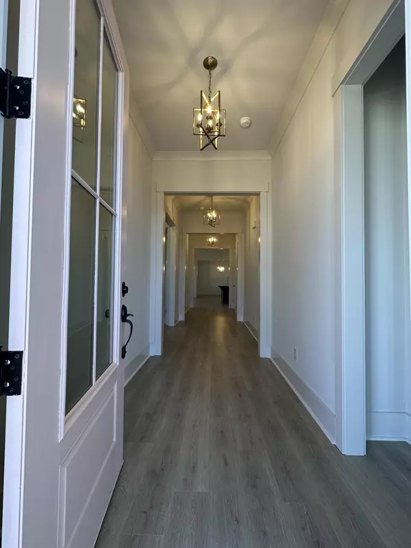 Summerville, SC 29486,827 Gentle Breeze Dr