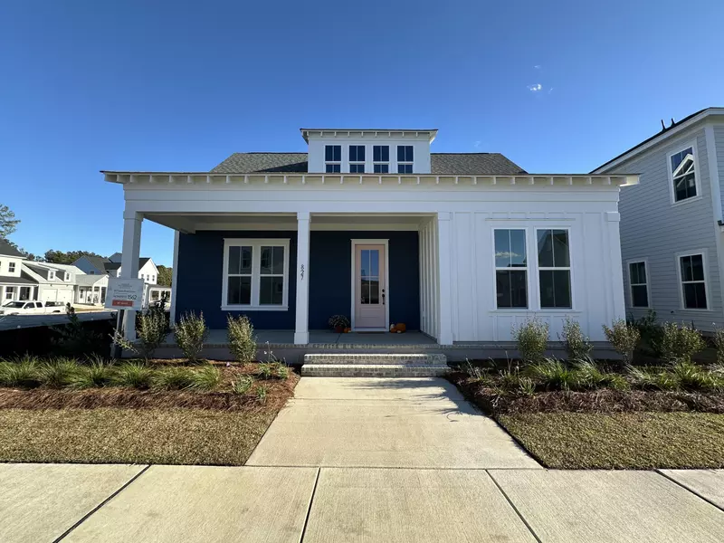 827 Gentle Breeze Dr, Summerville, SC 29486