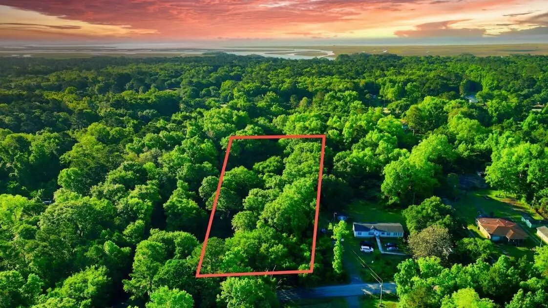 Mcclellanville, SC 29458,8527 Old Georgetown Rd