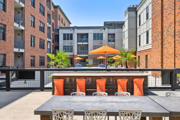 Charleston, SC 29403,601 Meeting St #Ben Sawyer