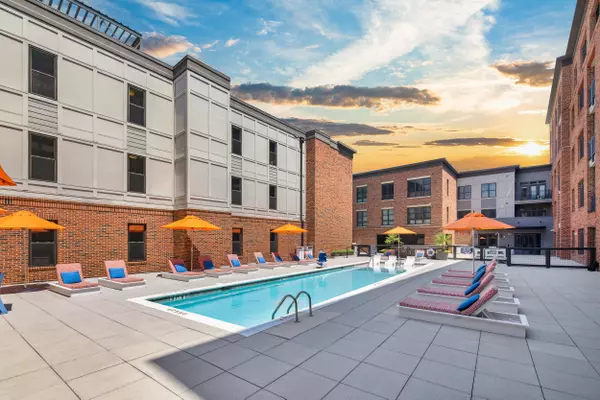 Charleston, SC 29403,601 Meeting St #Woodburn