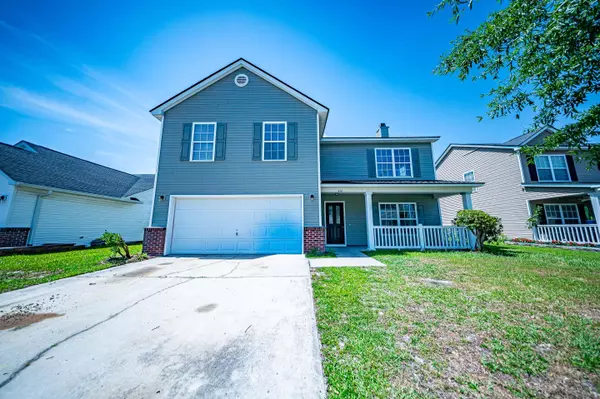 414 Dovetail Cir, Summerville, SC 29483