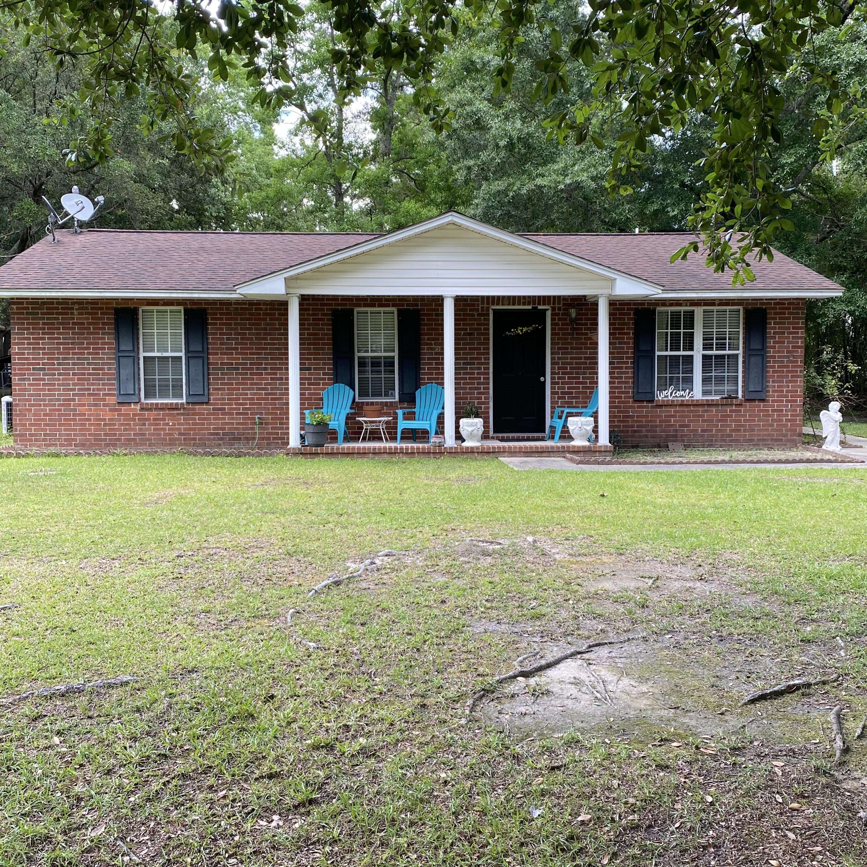 214 Winter St, Moncks Corner, SC 29461