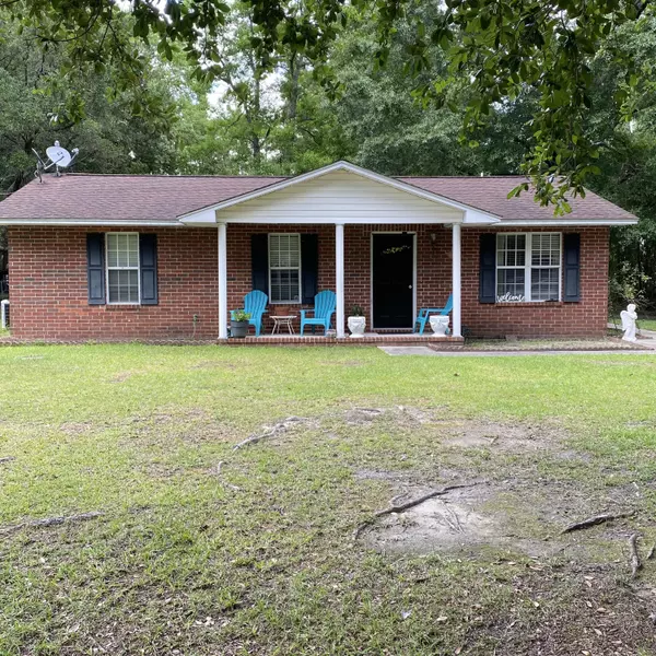 214 Winter St, Moncks Corner, SC 29461