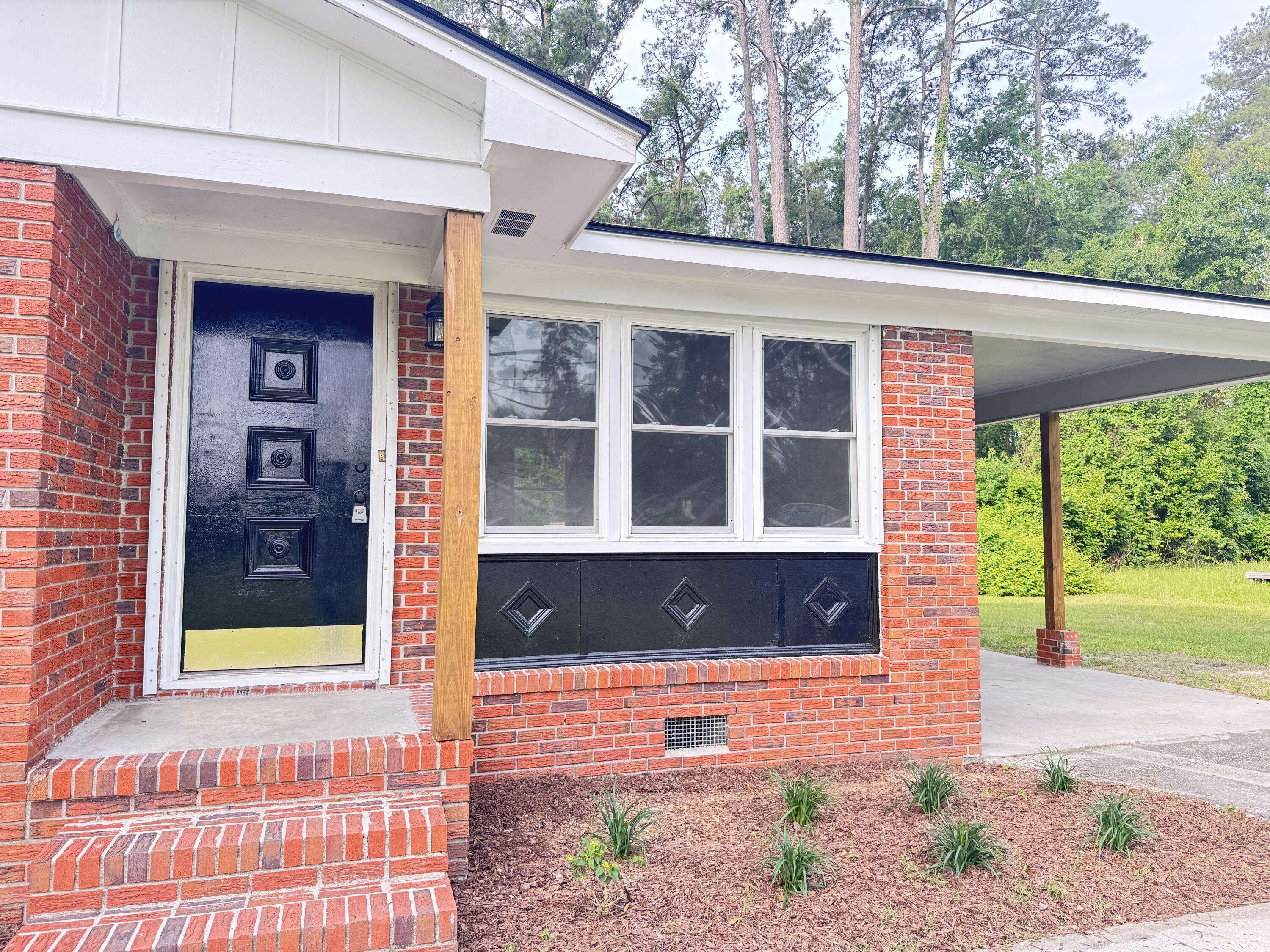 Walterboro, SC 29488,105 Dandridge Rd