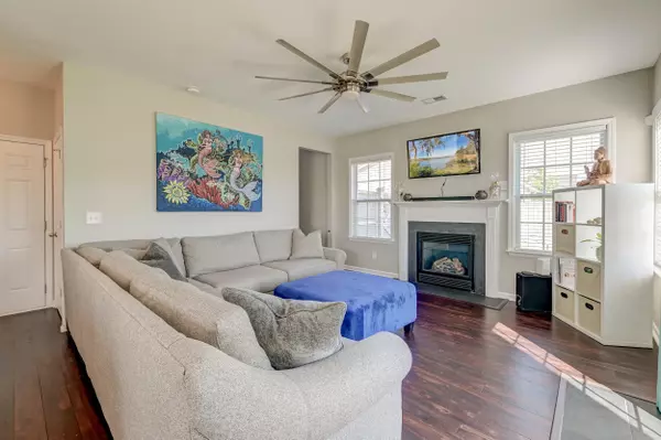 North Charleston, SC 29406,8038 Regency Elm Dr