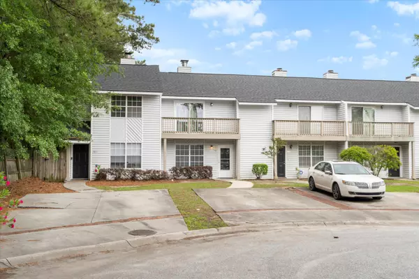 7813 Sandida Ct, North Charleston, SC 29418