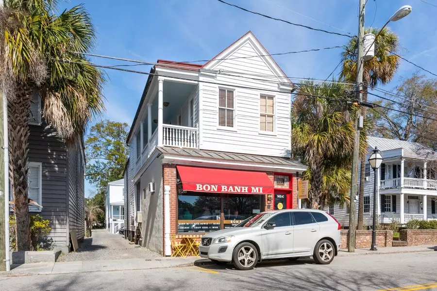 162 Spring St, Charleston, SC 29403