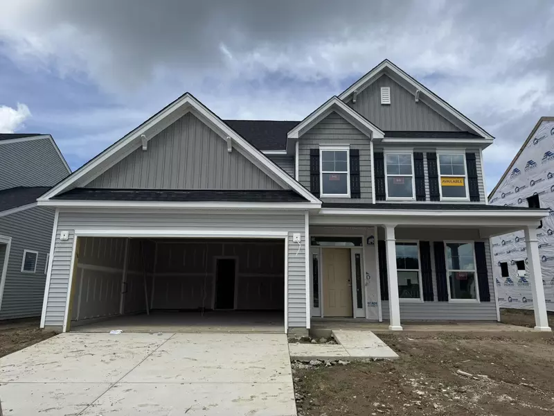 114 Shingle Oak Dr, Moncks Corner, SC 29461