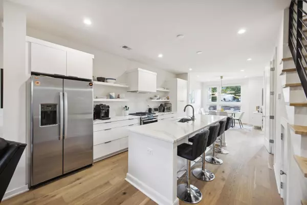 Charleston, SC 29403,14 F St #B