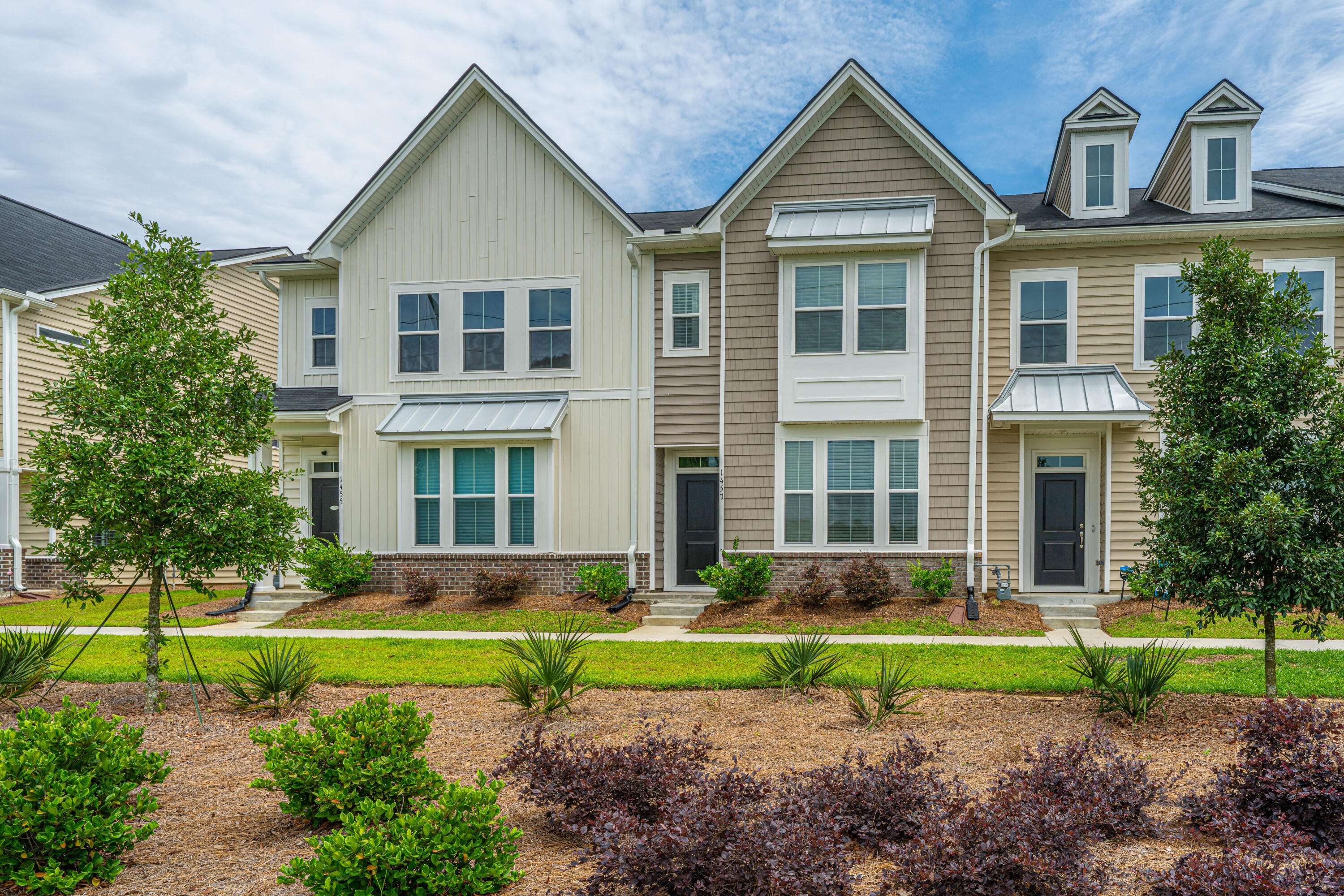 1457 Central Ave, Summerville, SC 29483