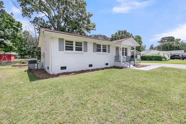 Goose Creek, SC 29445,209 Pineview Dr