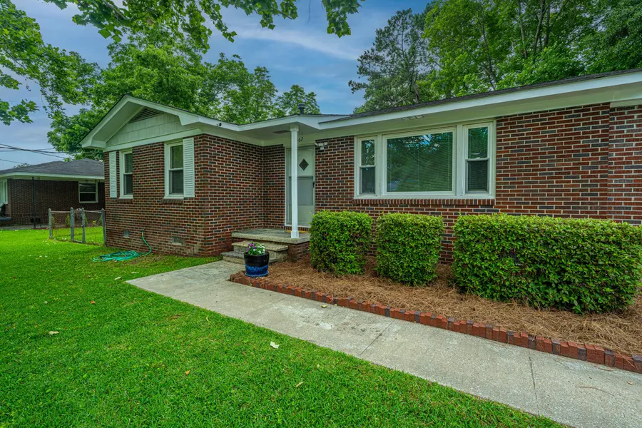 2567 Mona Ave, Charleston, SC 29414
