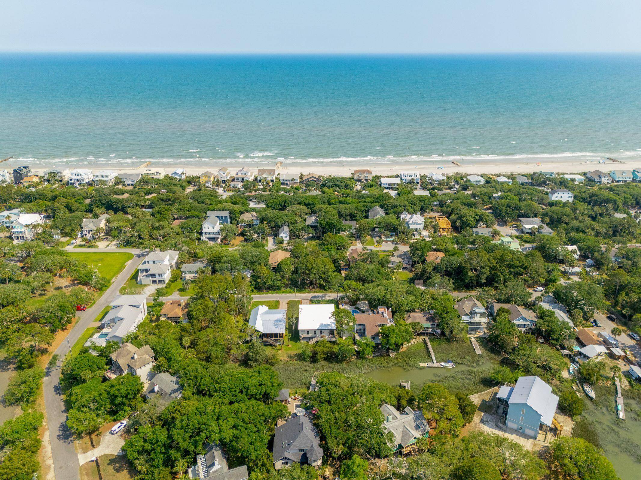 Folly Beach, SC 29439,1012 E Erie Ave