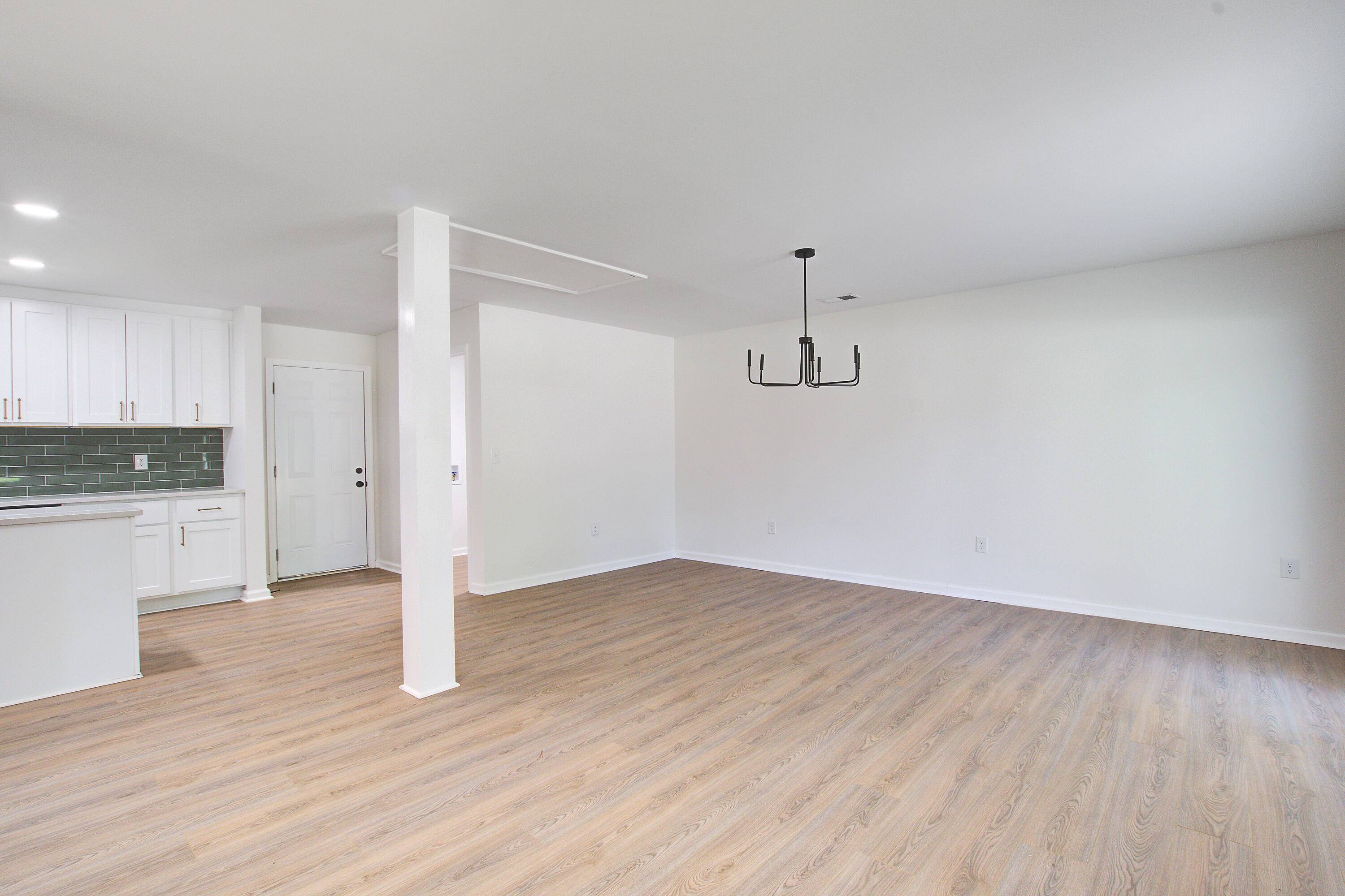 North Charleston, SC 29420,3231 Stonehaven Dr