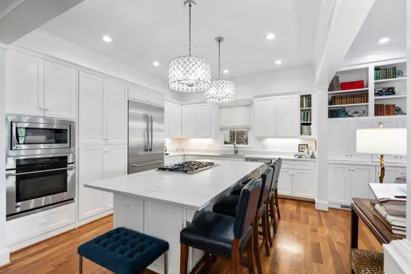 Mount Pleasant, SC 29464,18 Fernandina St