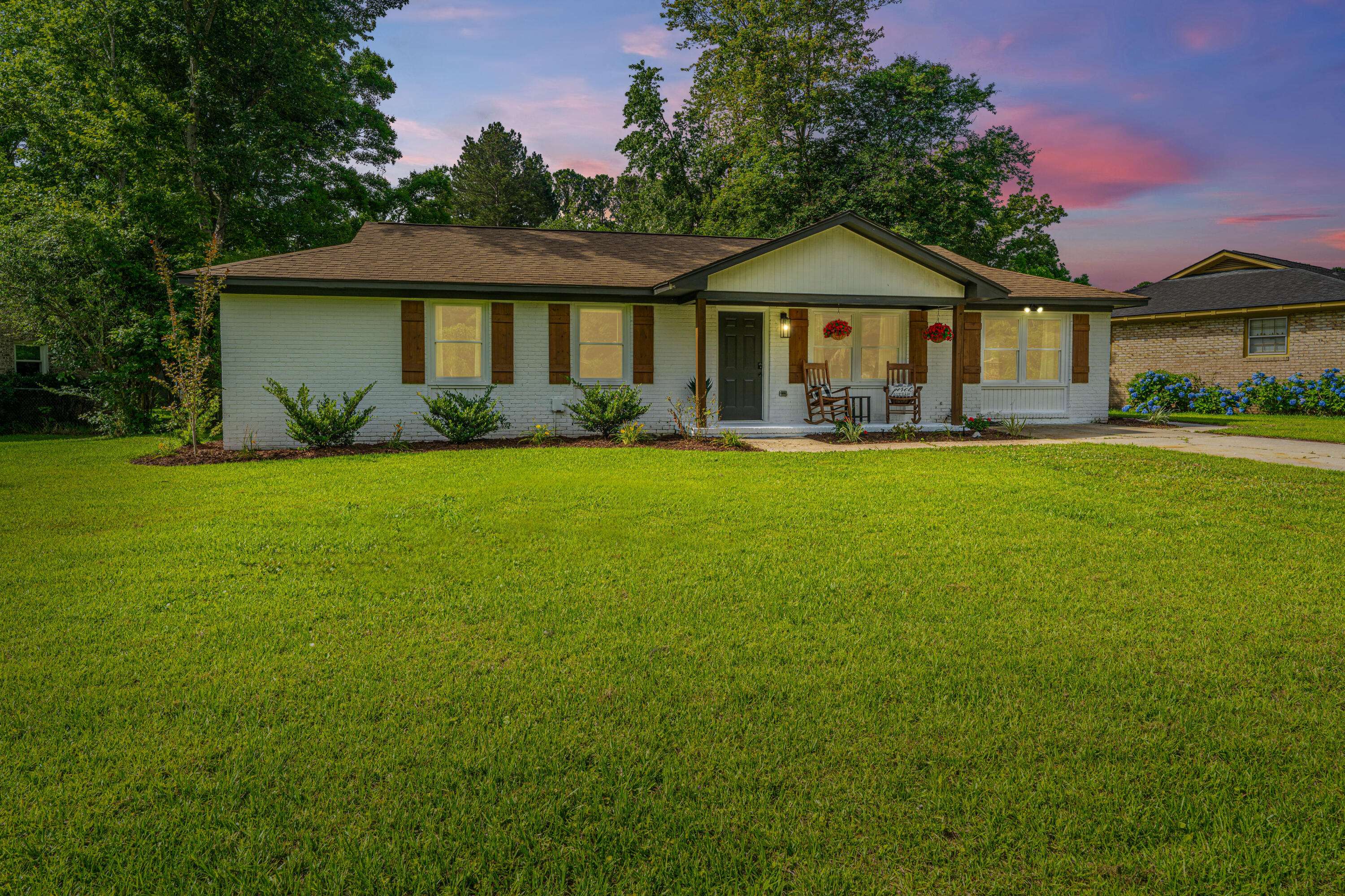 114 Bailey Dr, Summerville, SC 29485