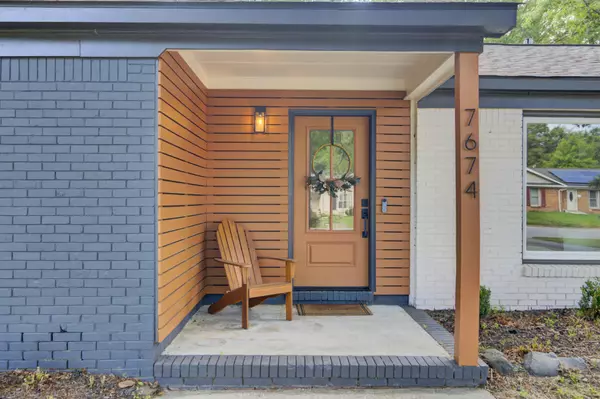 North Charleston, SC 29420,7674 Chippendale Rd