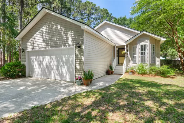 1227 Ocean View Rd, Charleston, SC 29412