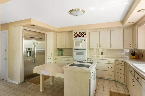 Kiawah Island, SC 29455,33 Painted Bunting Ln