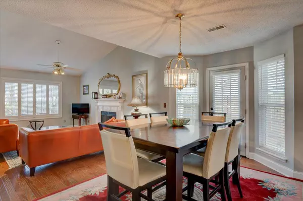 Charleston, SC 29414,359 Muirfield Pkwy