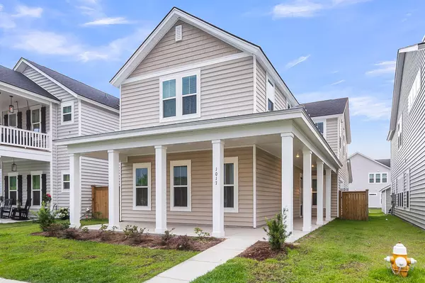 1017 Marsh Royal St, Summerville, SC 29485