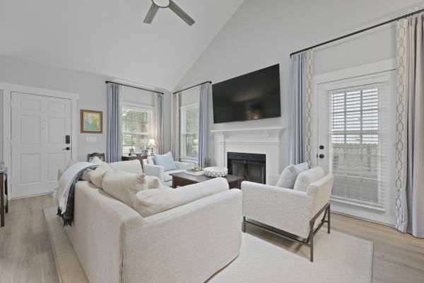 1308 Cadet Ct, Mount Pleasant, SC 29466