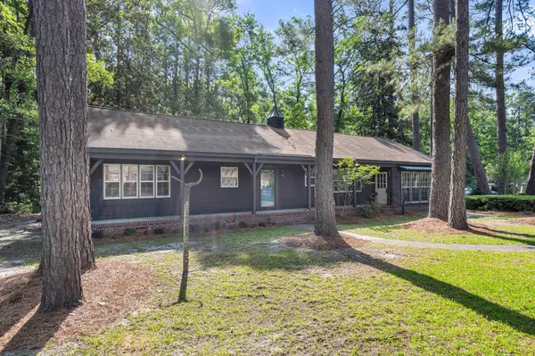 Walterboro, SC 29488,205 Woodlawn St