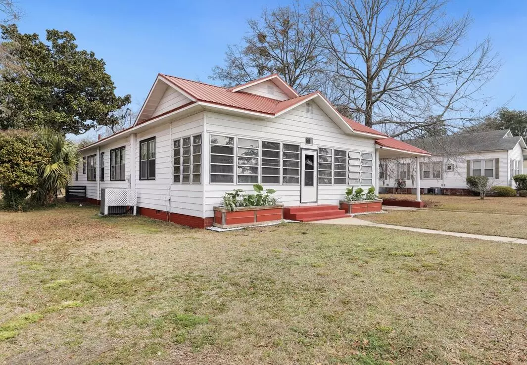 Moncks Corner, SC 29461,222 E Main St