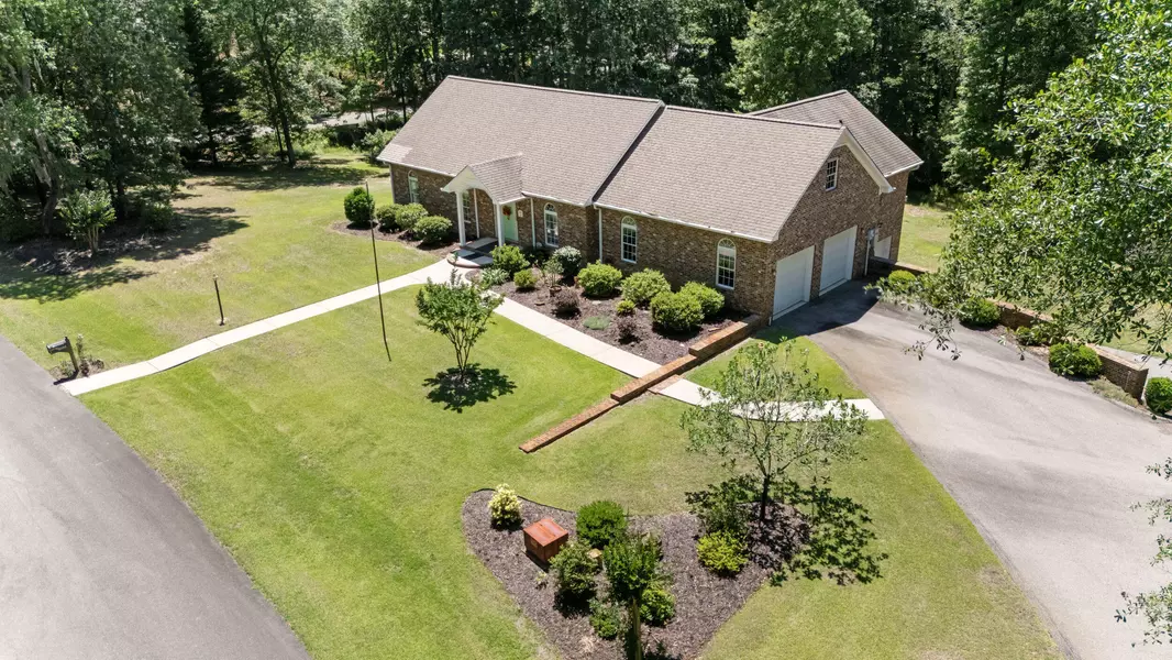 1035 Park Dr, Santee, SC 29142