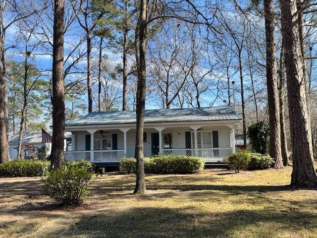 1089 Charles Dr, Manning, SC 29102