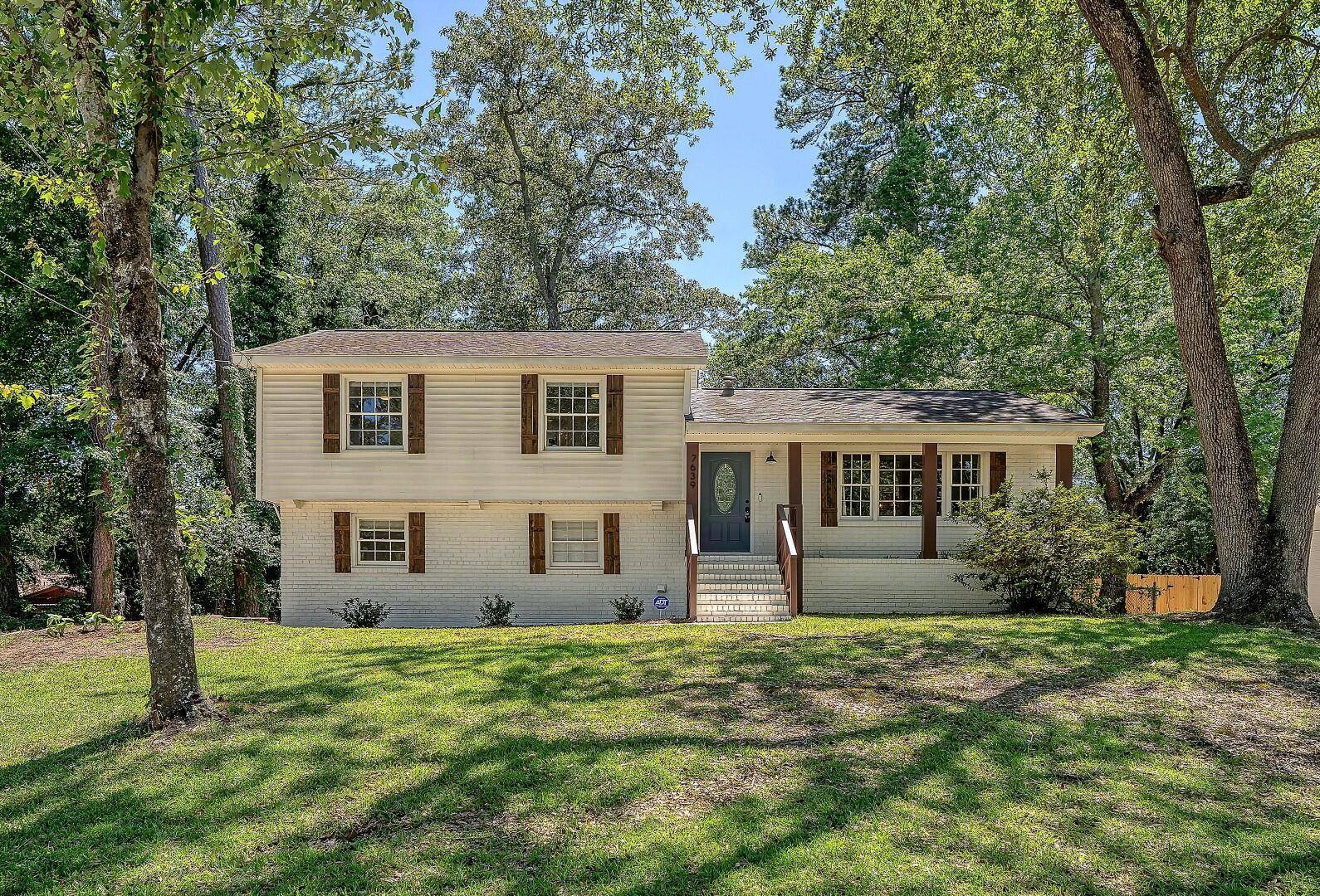 North Charleston, SC 29420,7639 Hillandale Rd