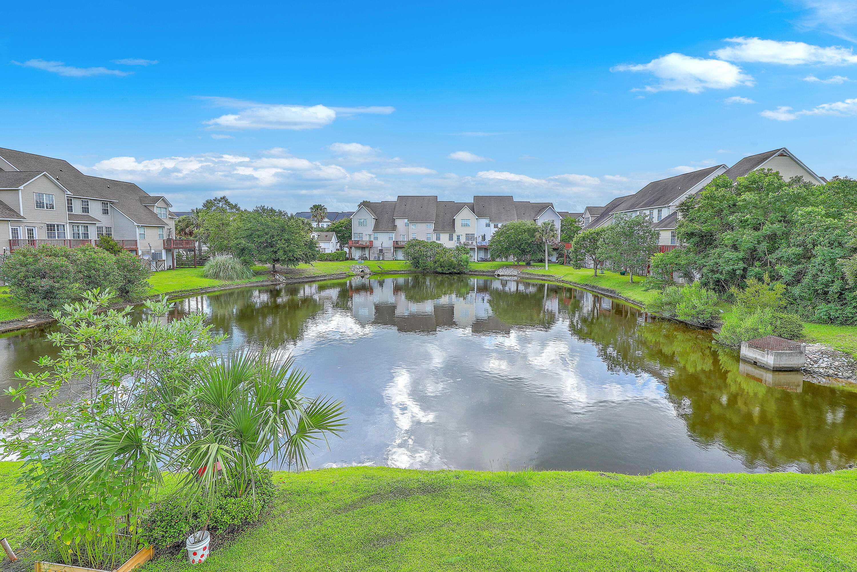Johns Island, SC 29455,313 Lanyard St