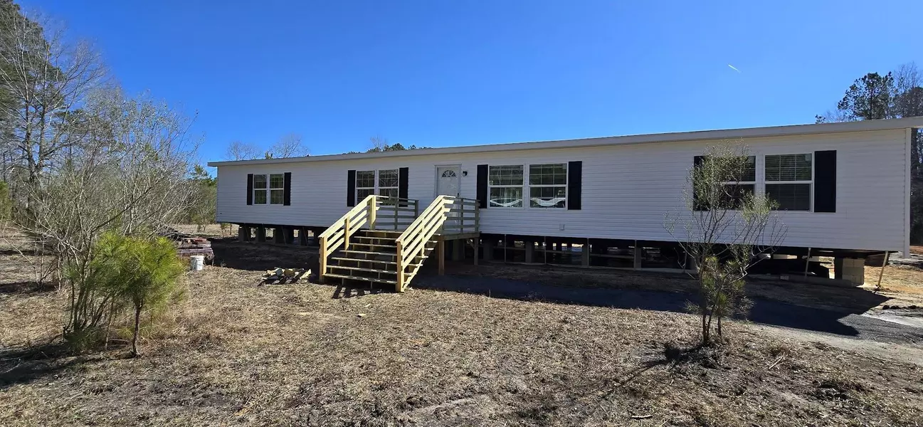934 Tiger Loop, Saint Stephen, SC 29479