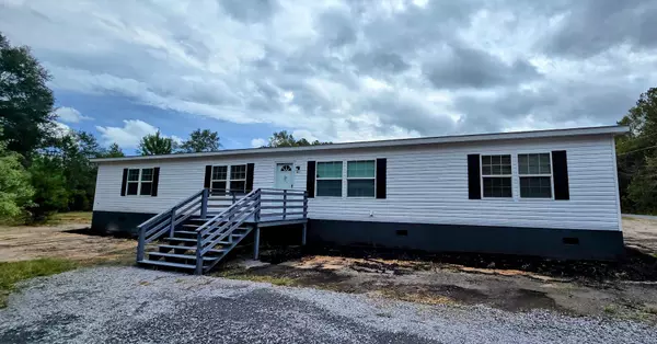 934 Tiger Loop, Saint Stephen, SC 29479