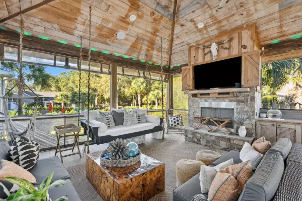 Mount Pleasant, SC 29464,1360 Scotts Creek Cir