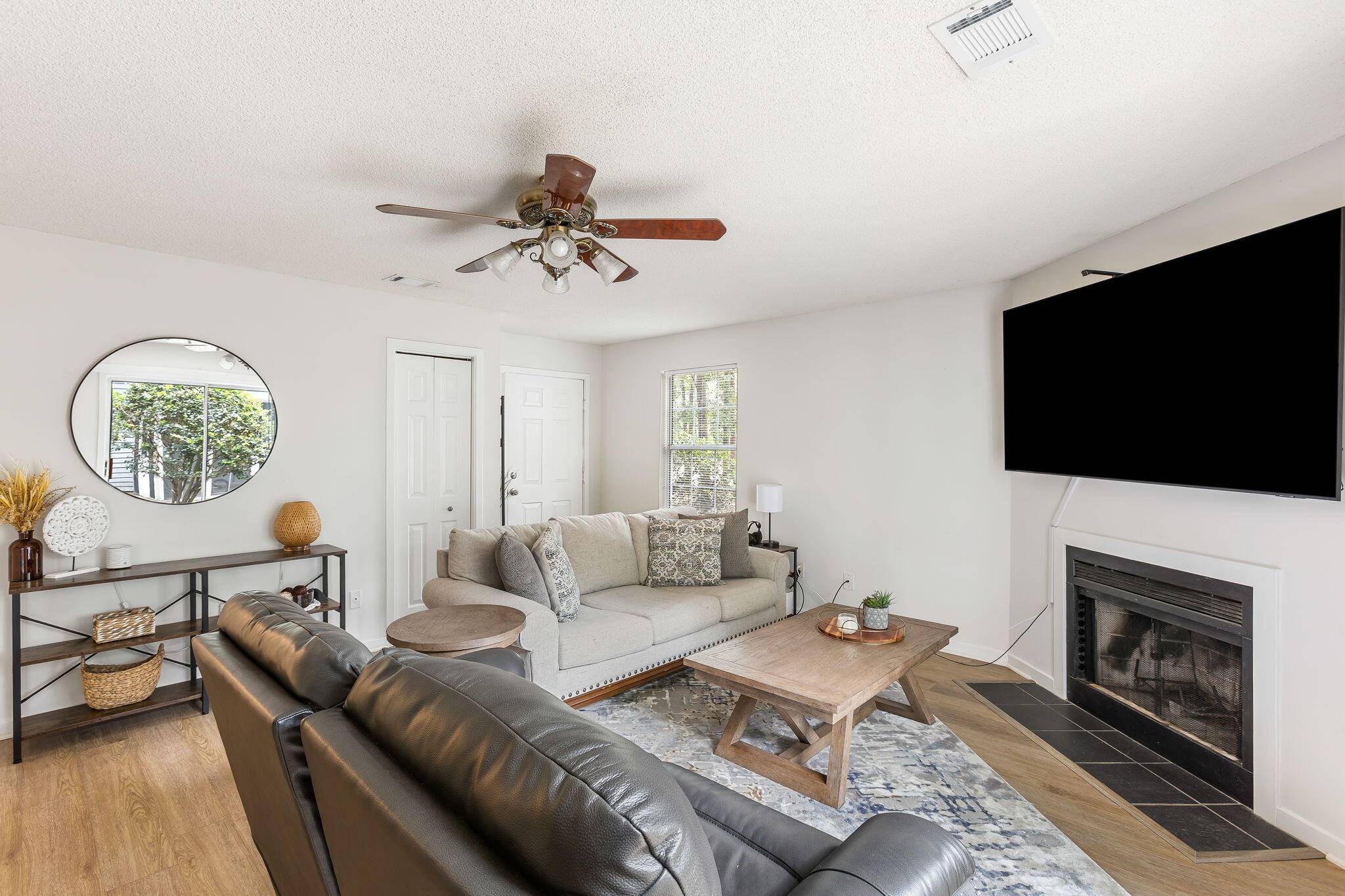 North Charleston, SC 29418,7935 Parklane Ct #A