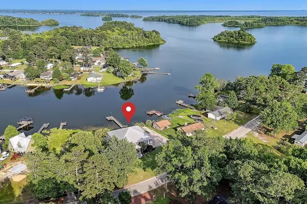 2039 Lake Marion Shores Rd, Summerton, SC 29148