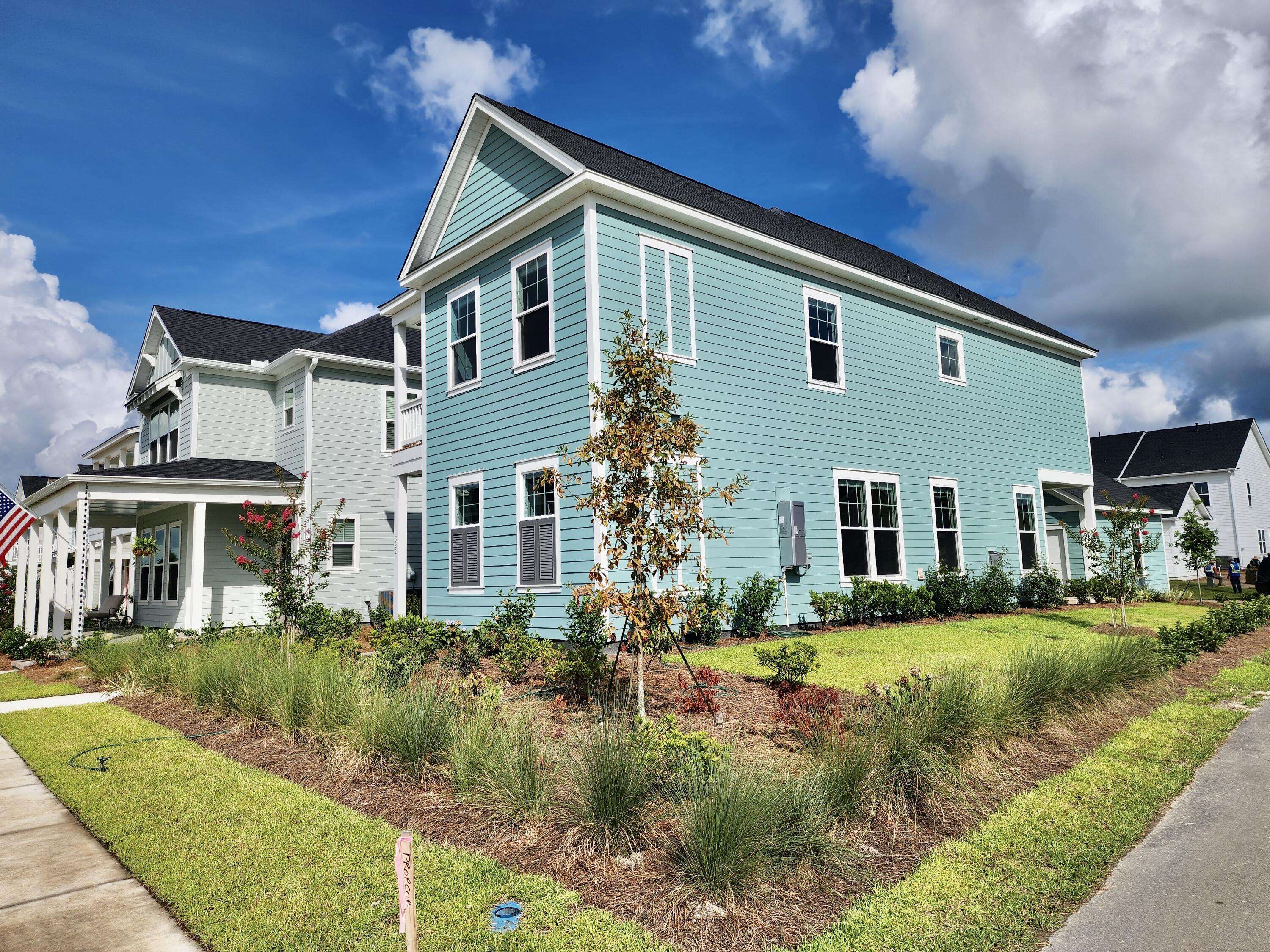 Summerville, SC 29486,322 Eclipse St