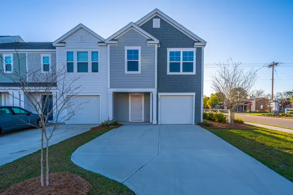 101 Orchid Bloom Cir, Moncks Corner, SC 29461