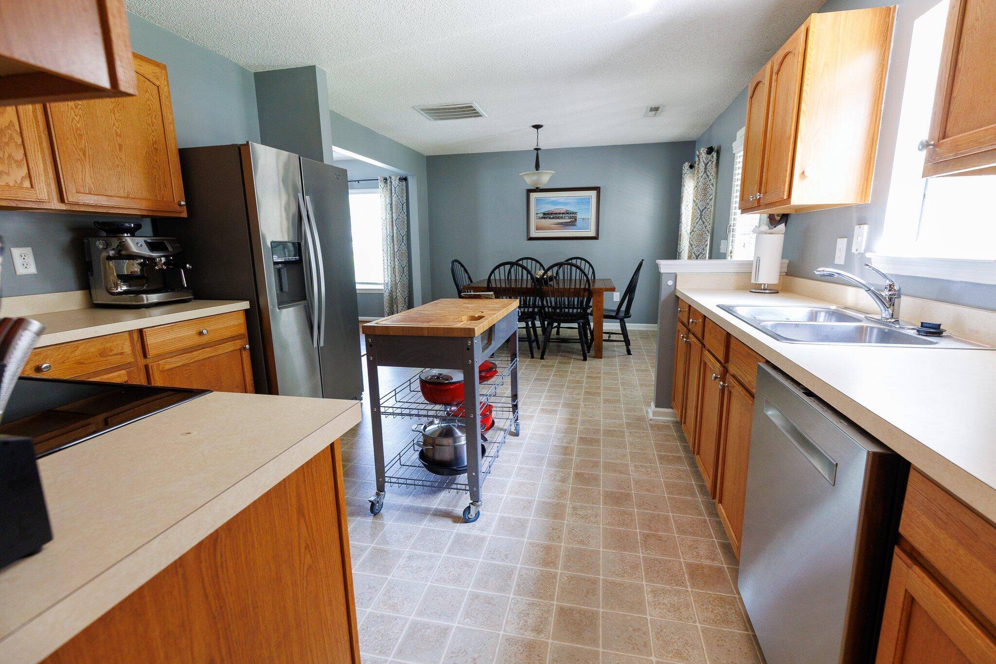 Summerville, SC 29485,5094 Thornton Dr