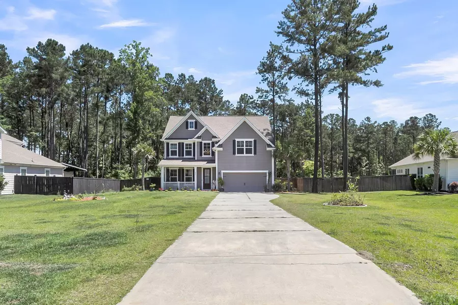 404 Bowstring Dr, Huger, SC 29450