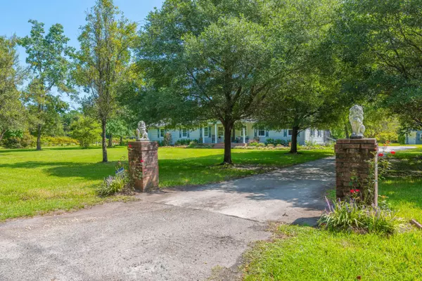 806 Appii Rd, Moncks Corner, SC 29461