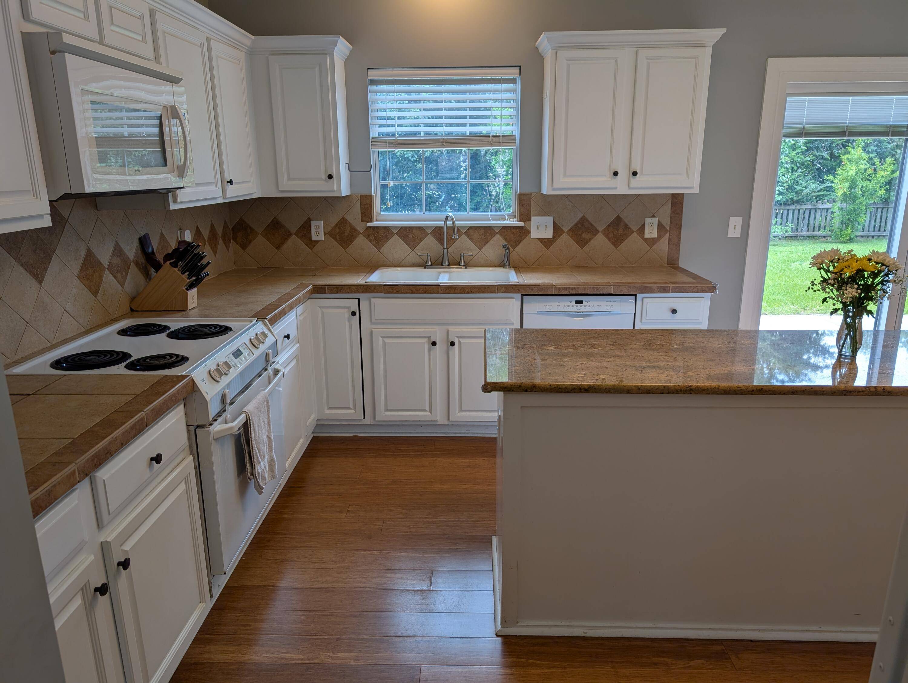 Mount Pleasant, SC 29464,164 Historic Dr